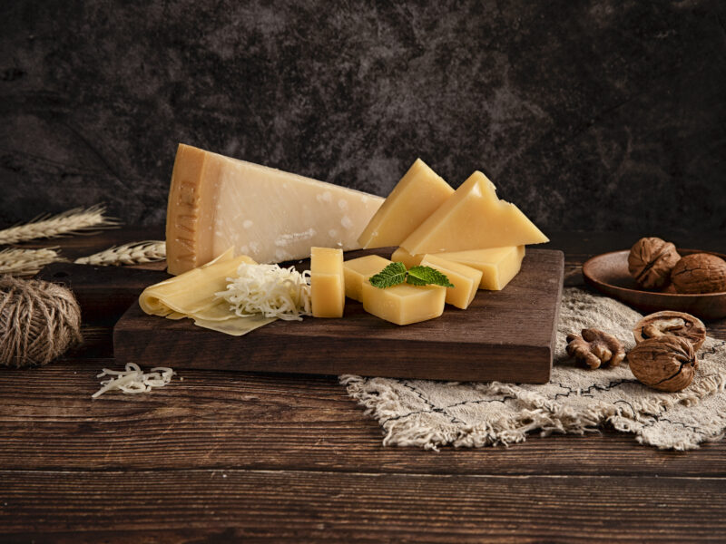 Let your meats and cheeses last longer with Chefsmartr greaseproof paper